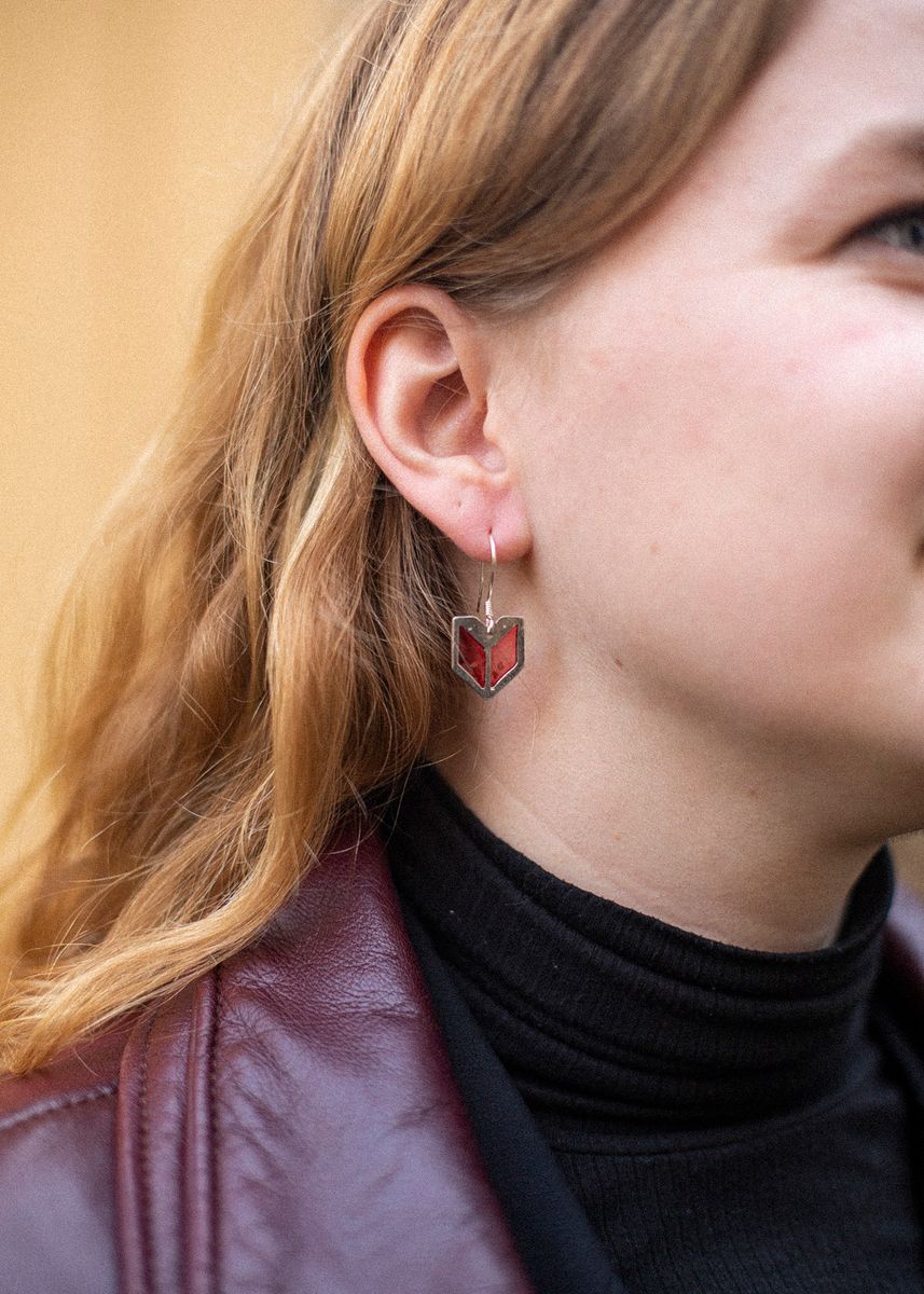 Øredobber - Embroidery sølv, rød