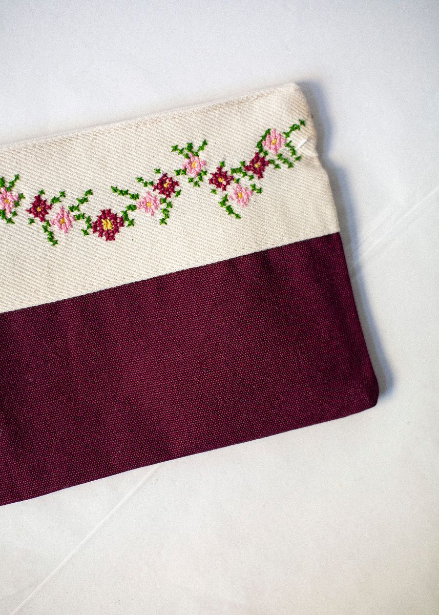 Stor brodert pung, burgunder