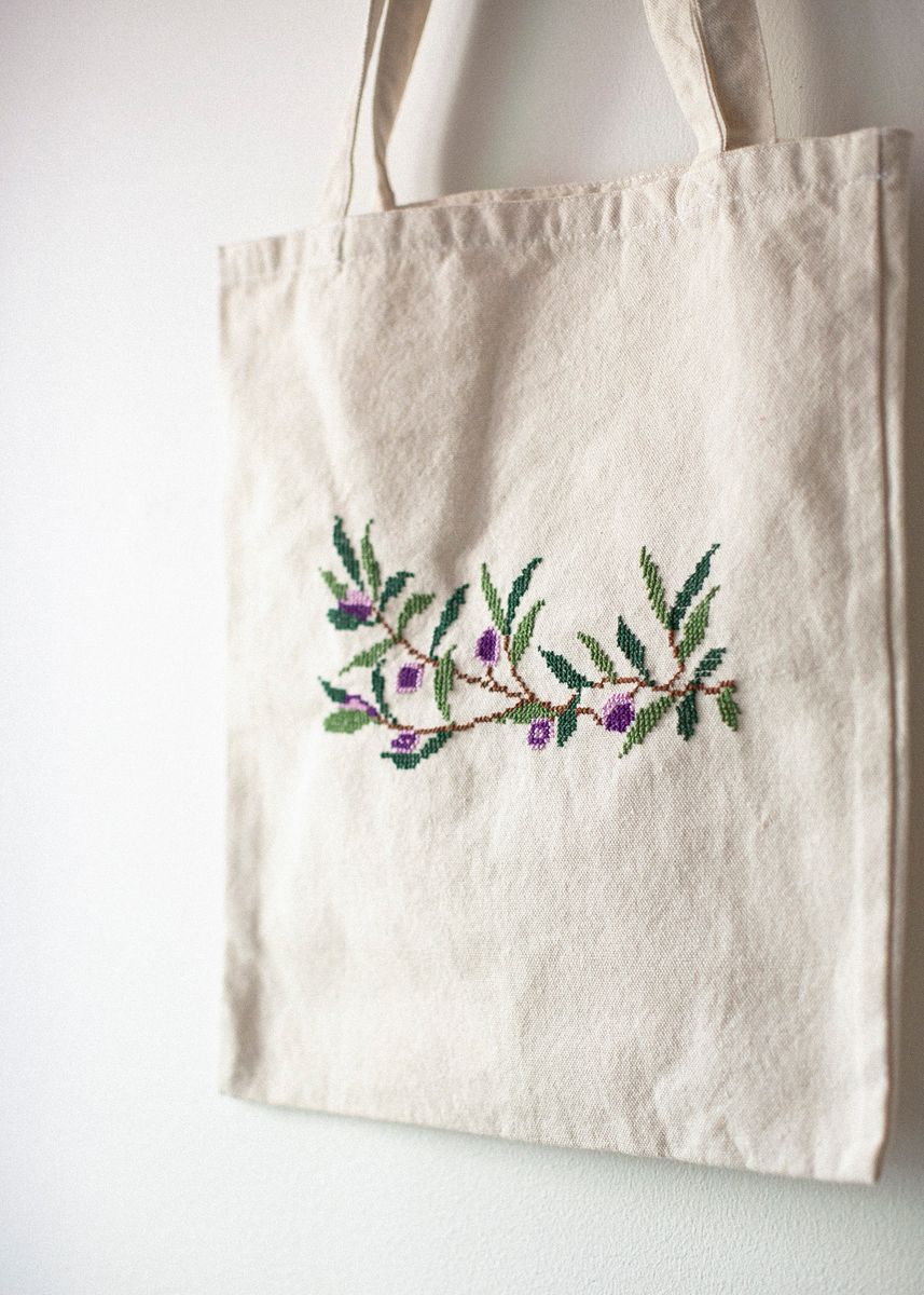 Brodert veske / nett, hvit 